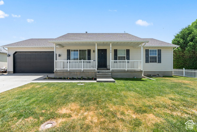 2144 E Easter Dr  Eagle Mountain UT 84005 photo