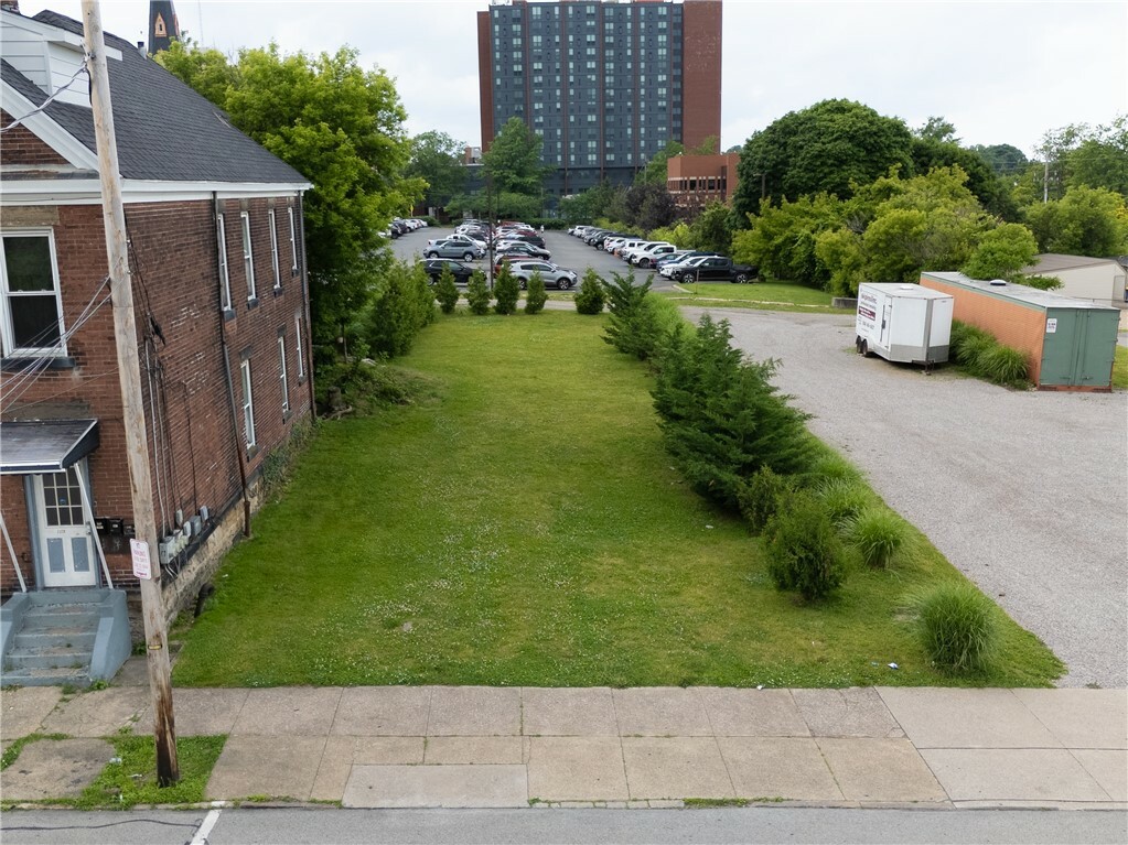 Property Photo: 2318 Peach St PA 16502