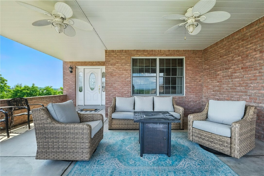 Property Photo: 2310 Shamrock Ln PA 15317