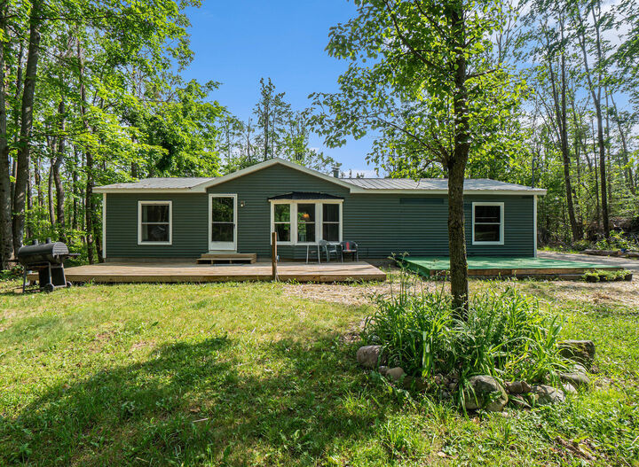 7539 E M-32  Johannesburg MI 49751 photo