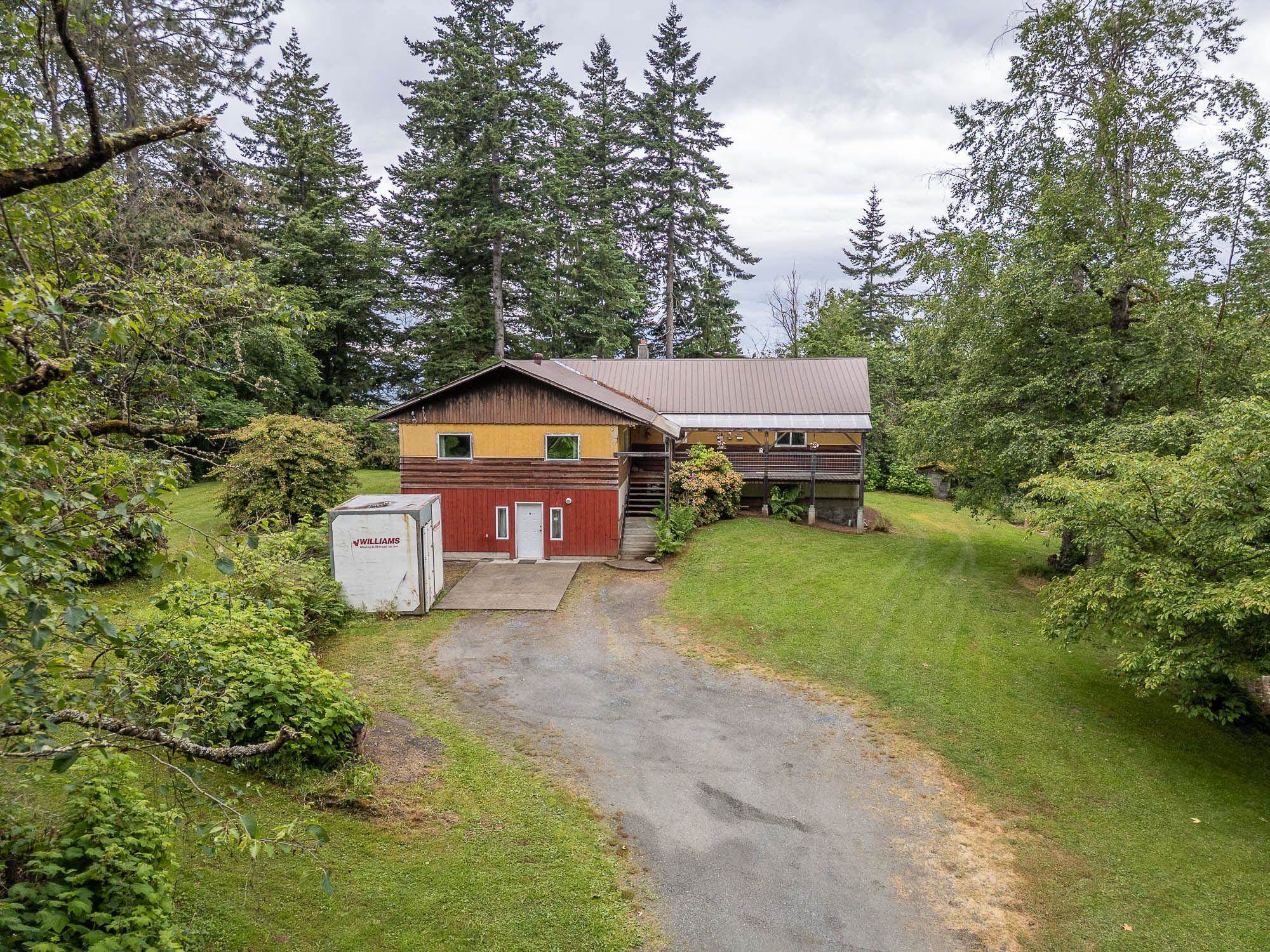 Property Photo: 47325 Extrom Road BC V2R 4V1