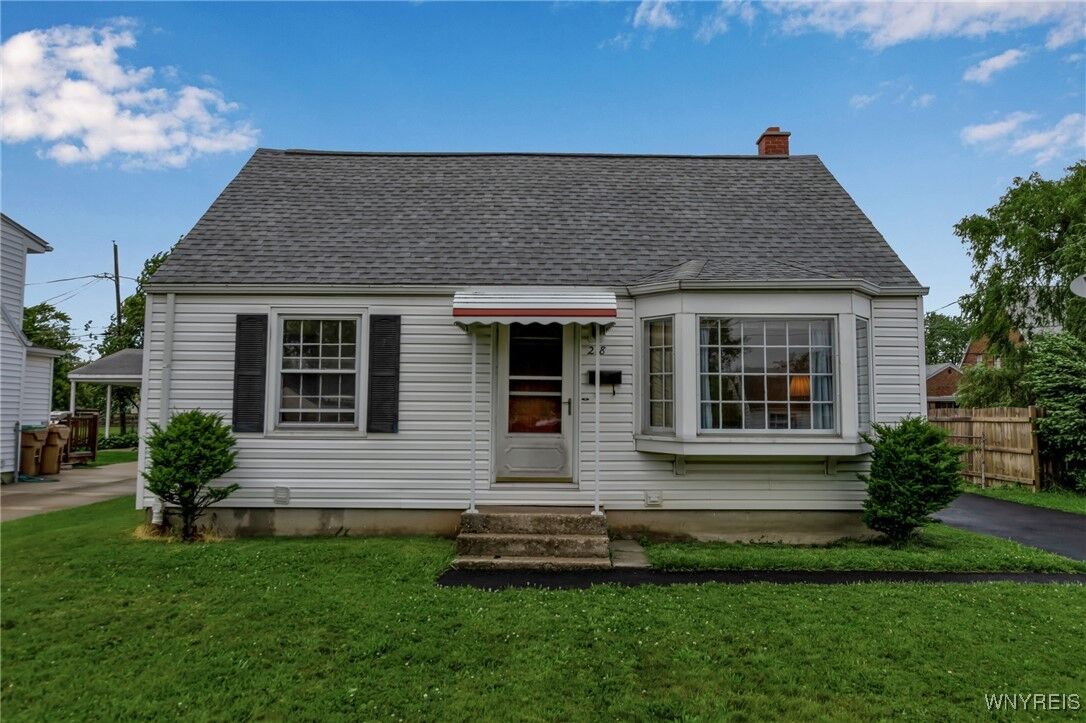 Property Photo:  218 Yeager Drive  NY 14225 