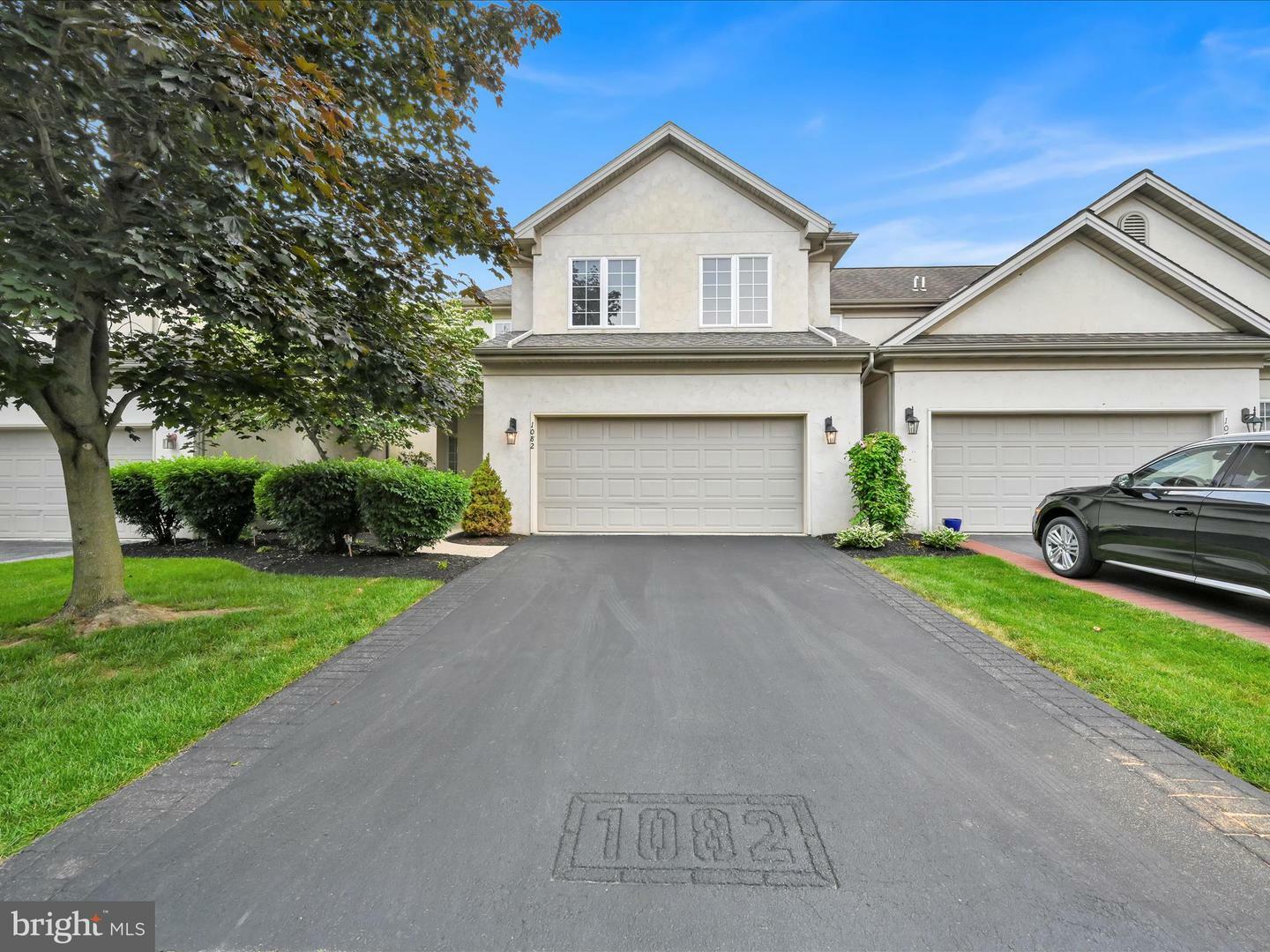 1082 Stillwood Circle  Lititz PA 17543 photo