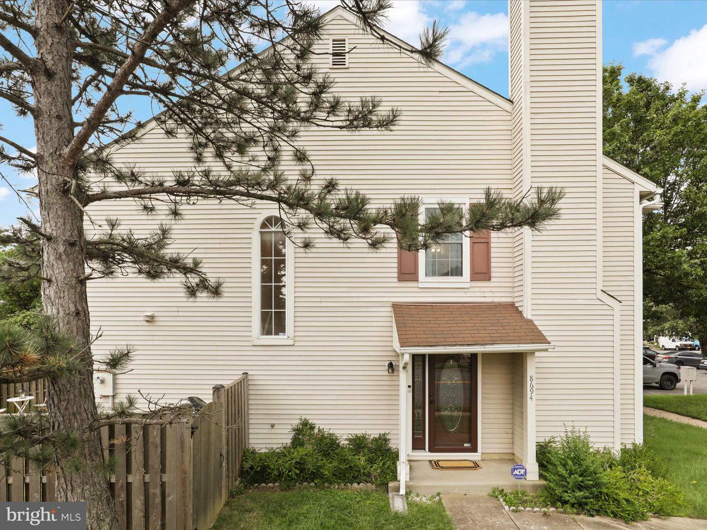 Property Photo: 8694 Venoy Court VA 22309