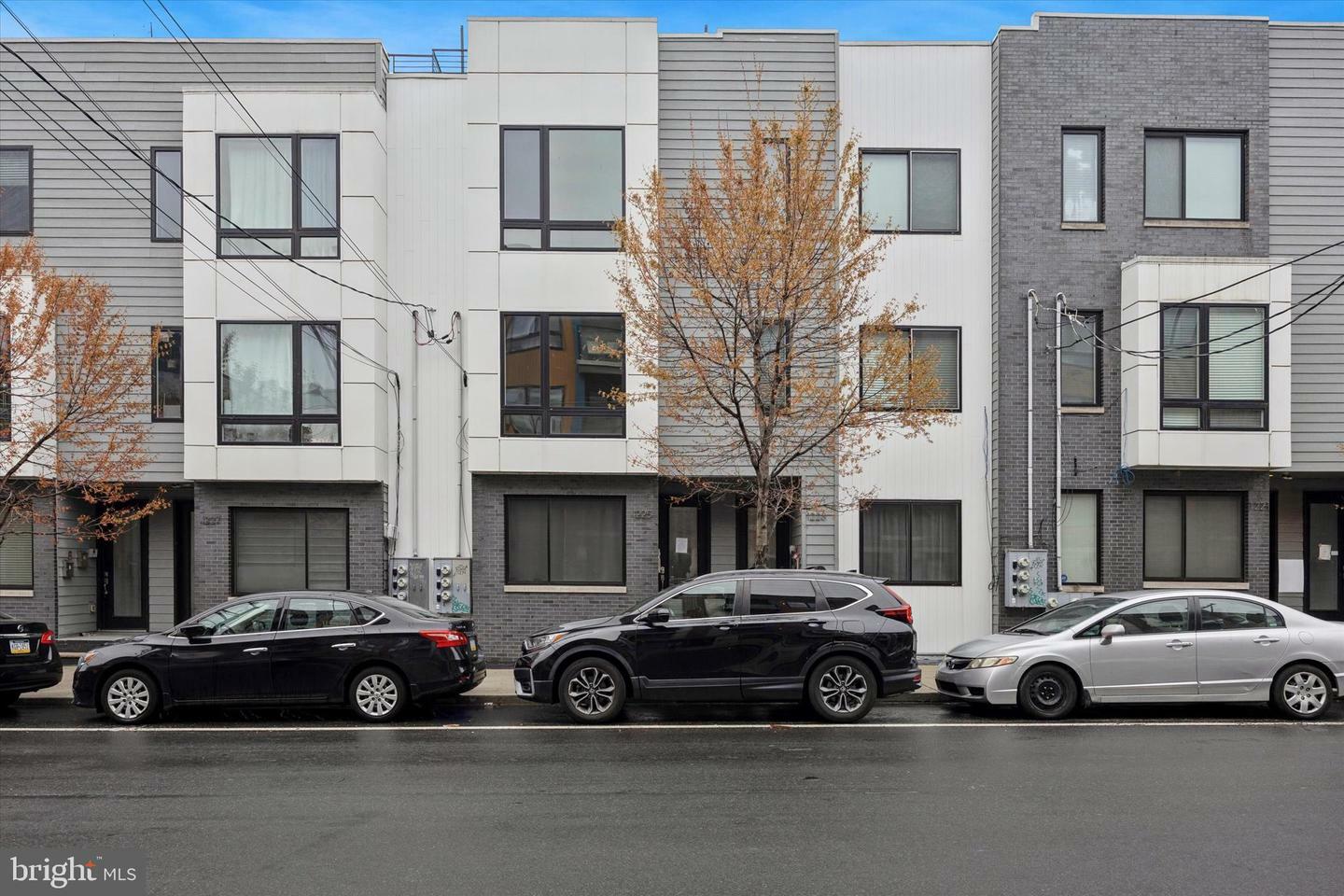 1227 N 5th Street 2  Philadelphia PA 19122 photo
