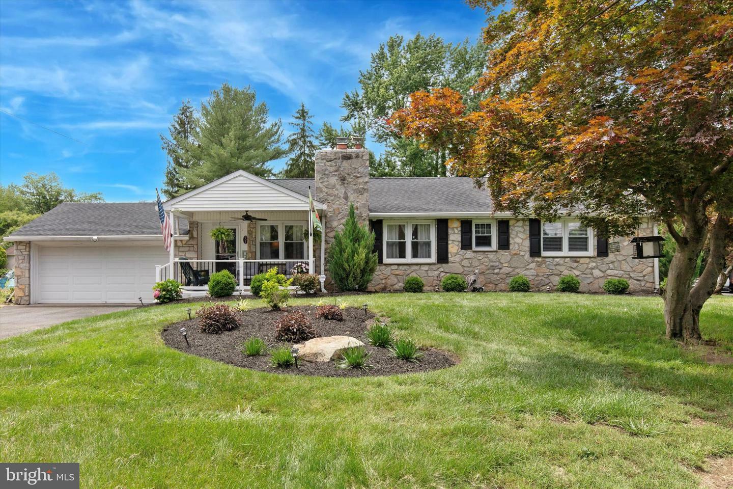 607 Jays Lane  Pottstown PA 19464 photo