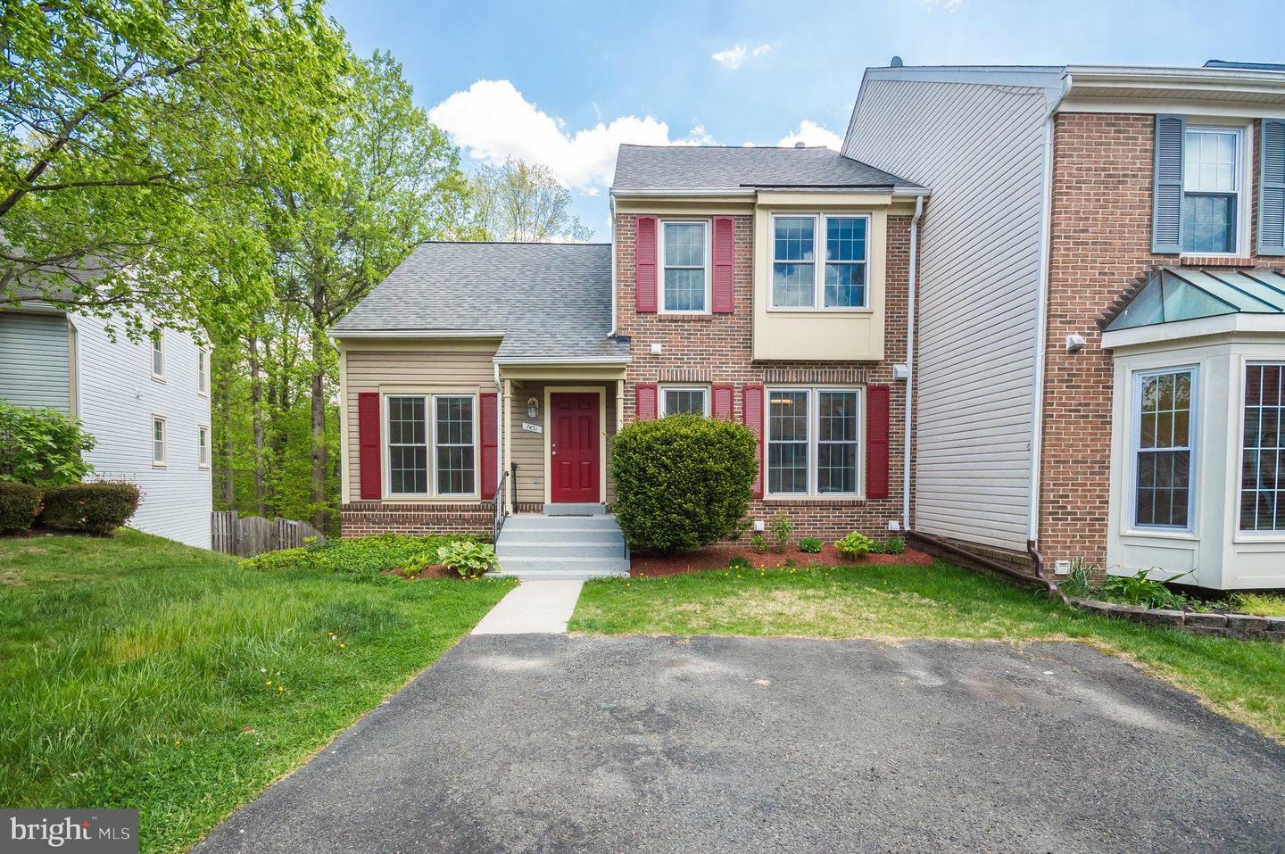 7431 Ridge Oak Court  Springfield VA 22153 photo
