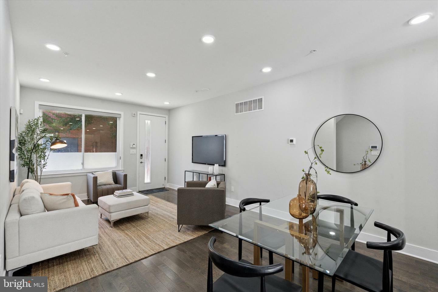 Property Photo:  1738 Montrose Street A  PA 19146 