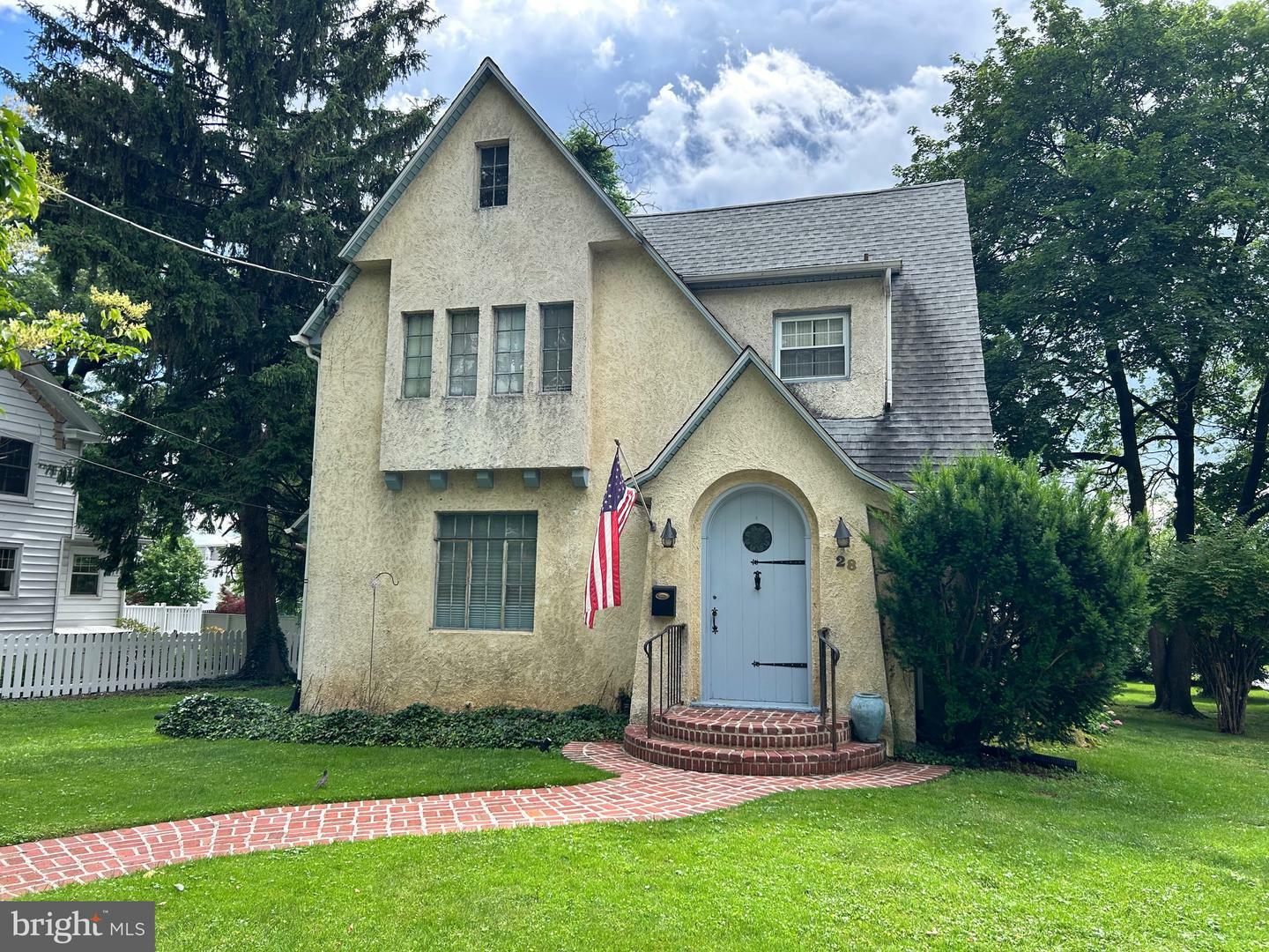 28 N 20th Street  Camp Hill PA 17011 photo