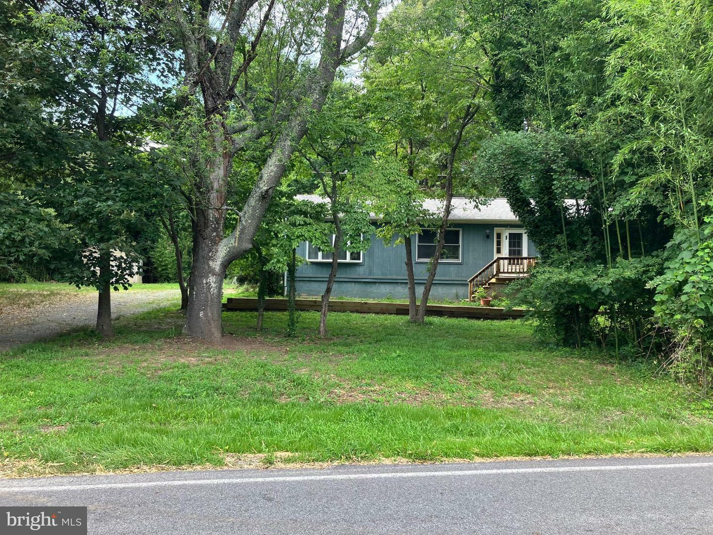 Property Photo: 21 Deer Path Way MD 21919