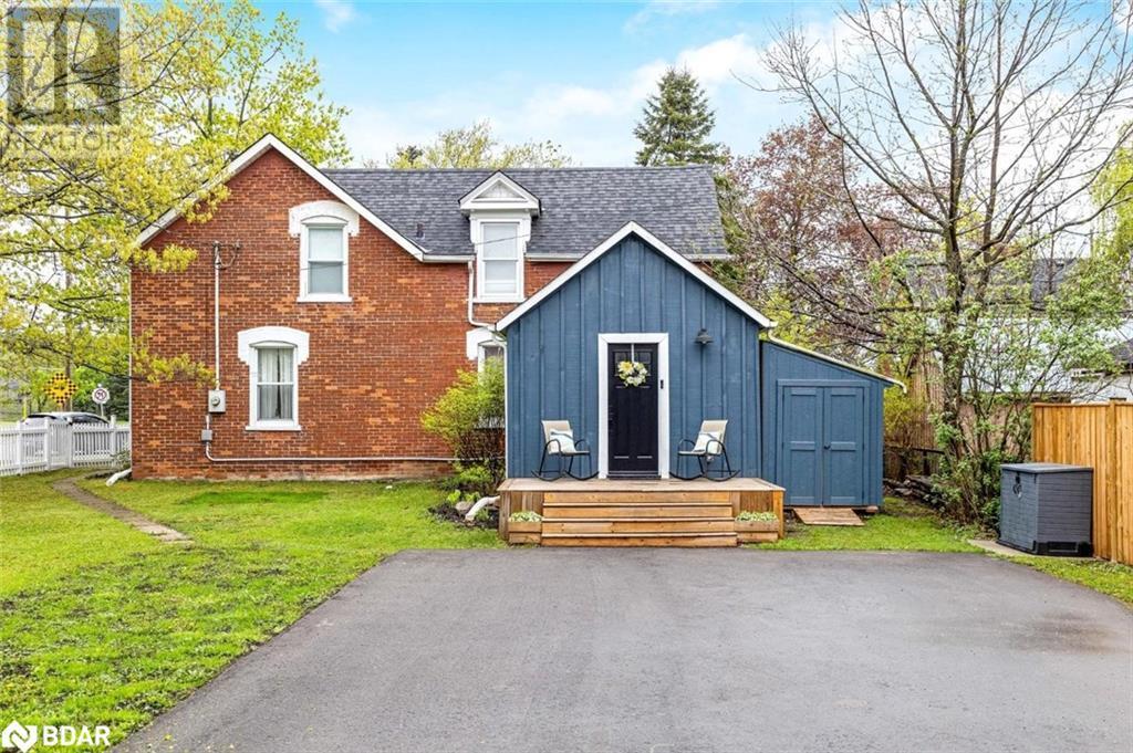 Photo de la propriété: 243 Queen Street East ON L7J 1P7