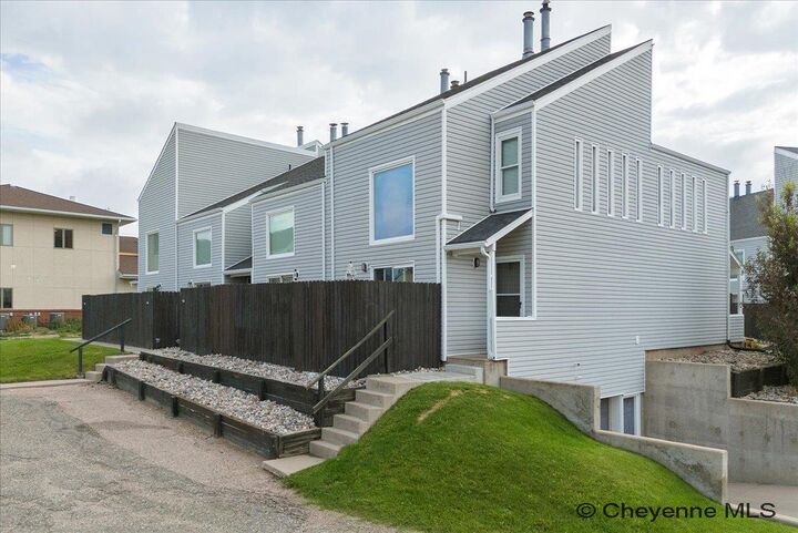114 Brookfield Ct 8  Cheyenne WY 82009 photo