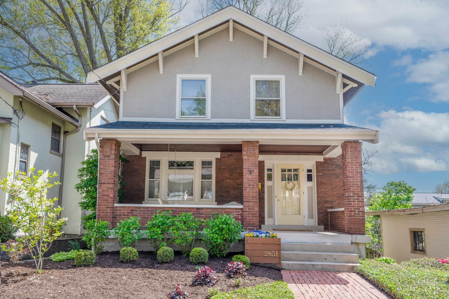 Property Photo: 2851 Pine Grove Avenue OH 45208