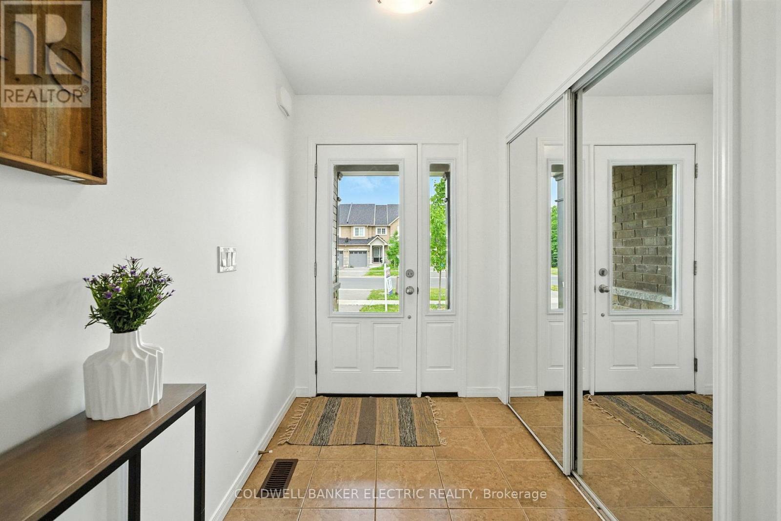 Photo de la propriété:  1651 Hetherington Drive  ON K9L 0G6 