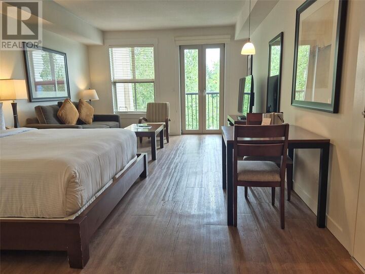Property Photo: 4200 Lakeshore Drive Drive 302 BC V0H 1V6