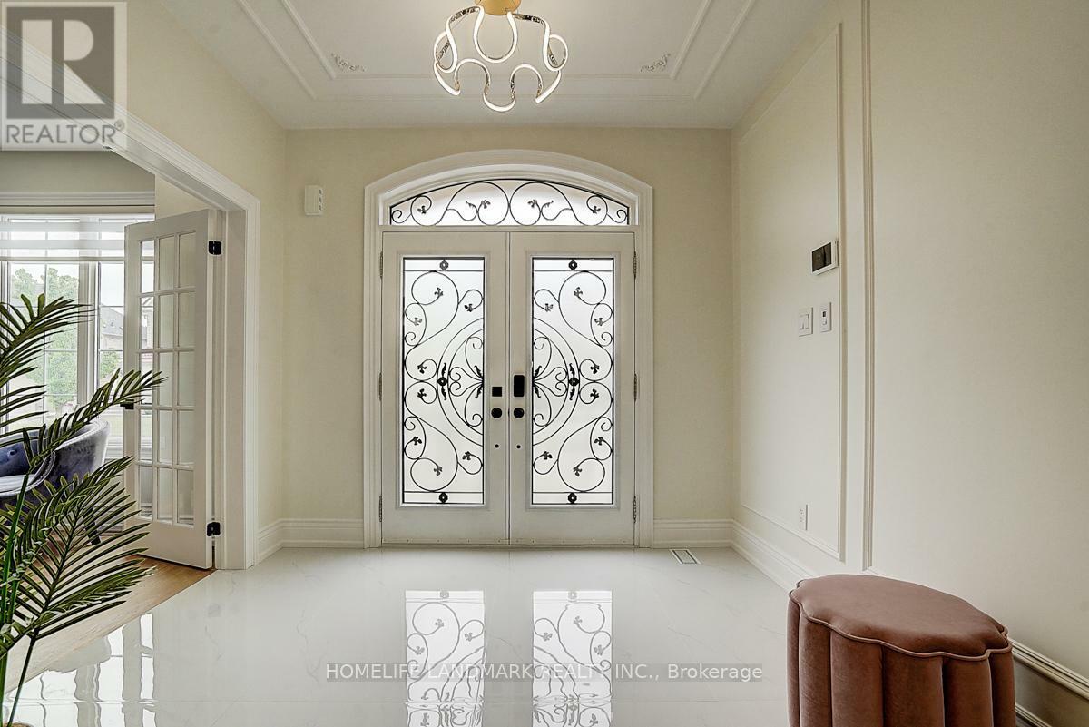 Property Photo: 15 Sagebrook Road ON L6P 2Y5