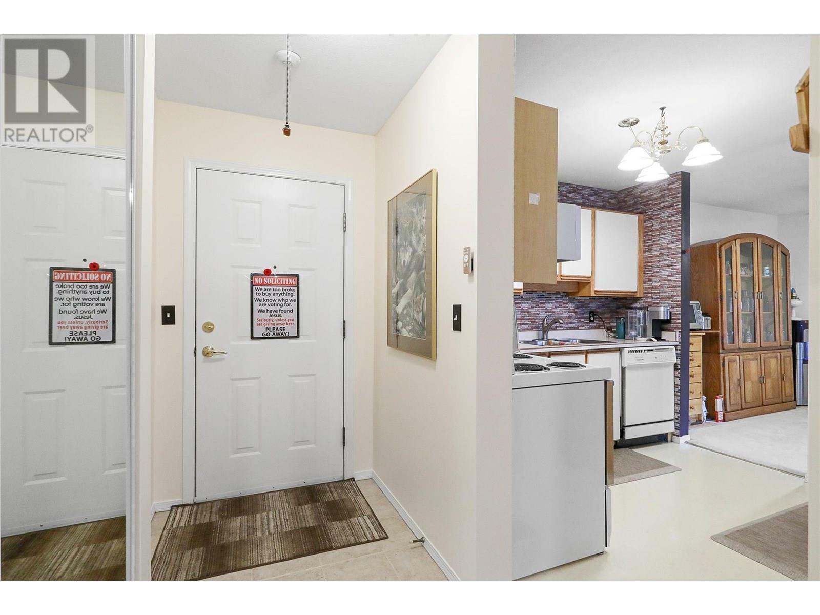 Property Photo:  180 Hollywood Road 111  BC V1X 6Y9 