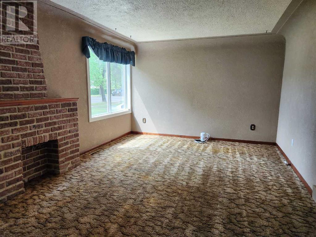 Property Photo: 5406 45 Street AB T9V 0B9