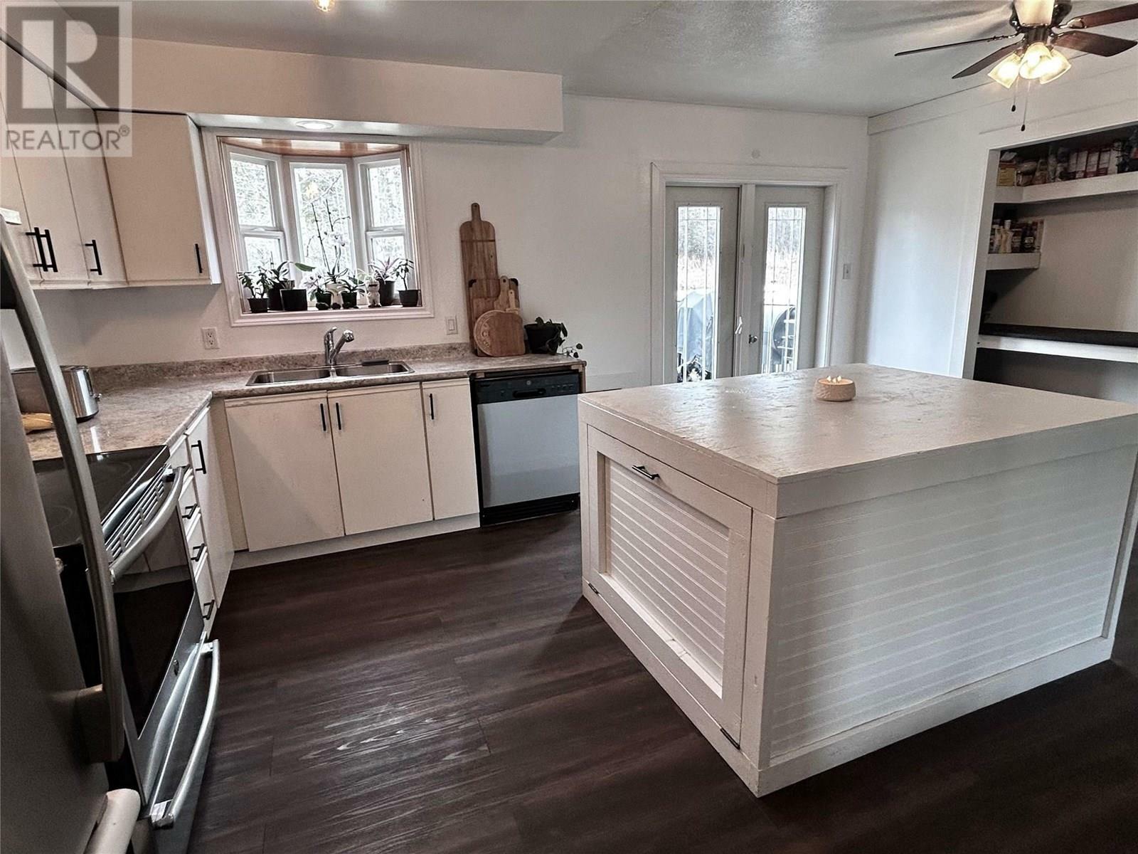 Property Photo: 152 Wapiti Crescent BC V0C 2W0