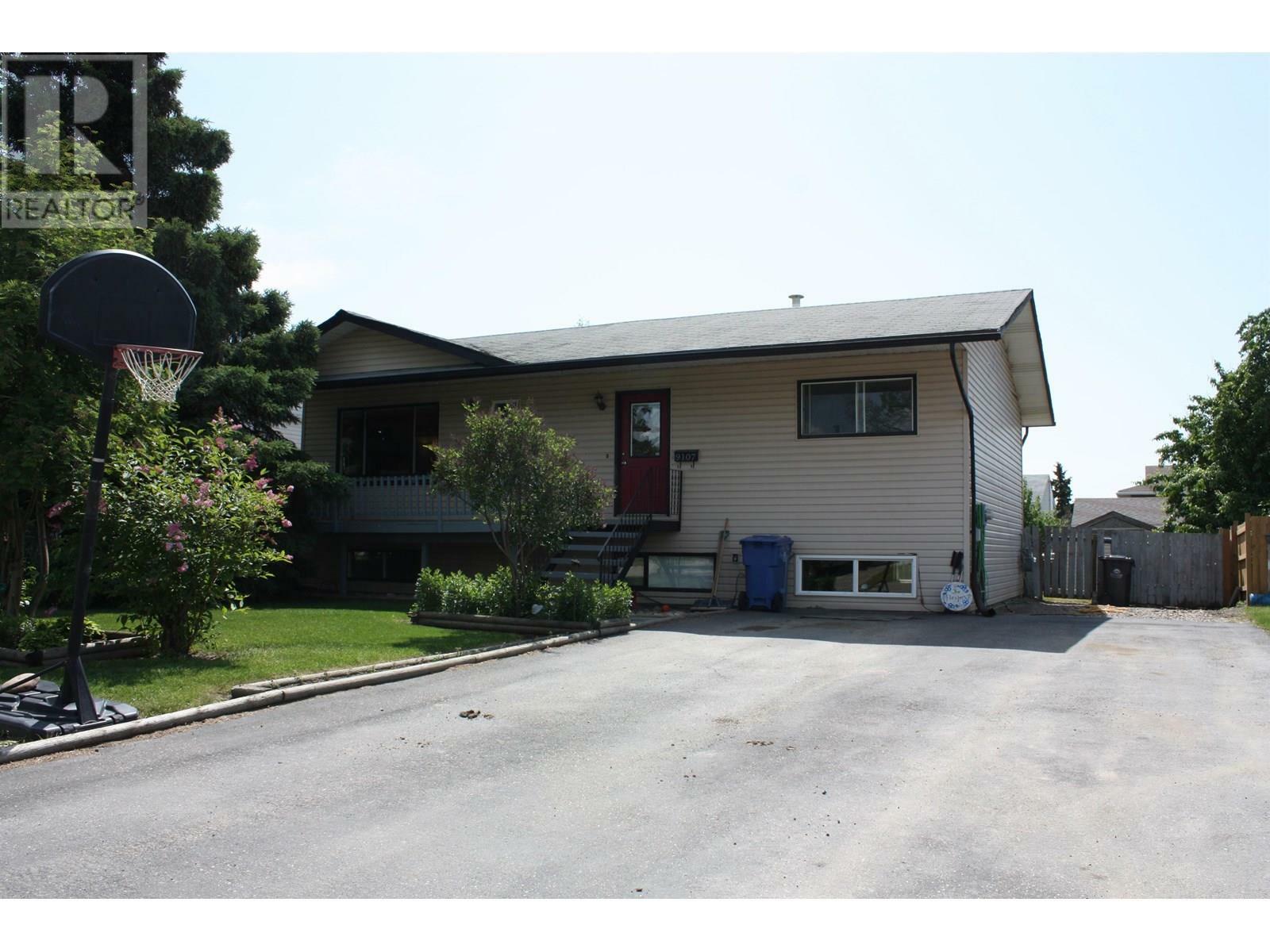 Property Photo: 9107 99 Avenue BC V1J 5S3