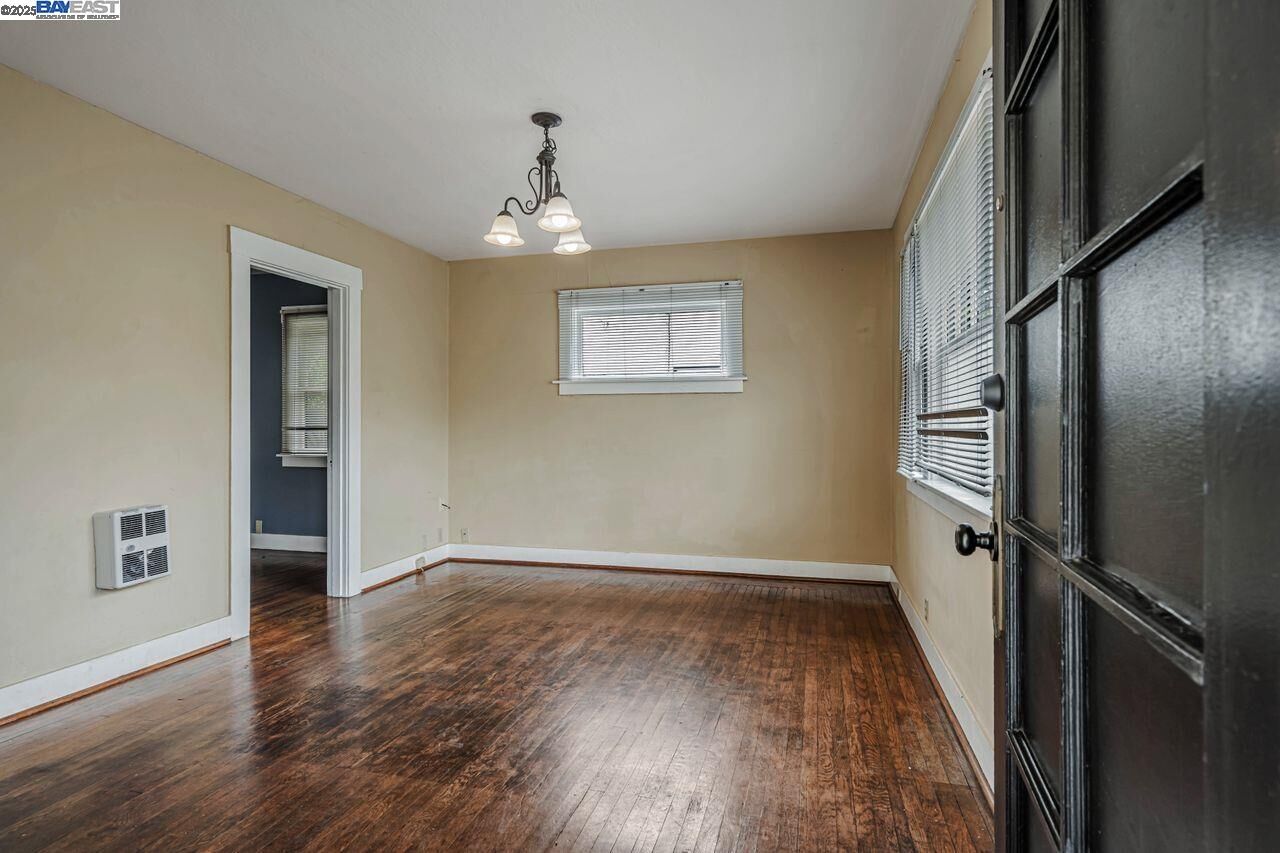 Property Photo: 1560 Lincoln Ave #B CA 94501
