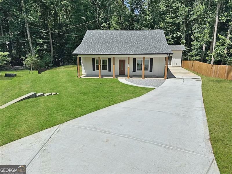 Property Photo: 1337 Fairfield Drive GA 30047