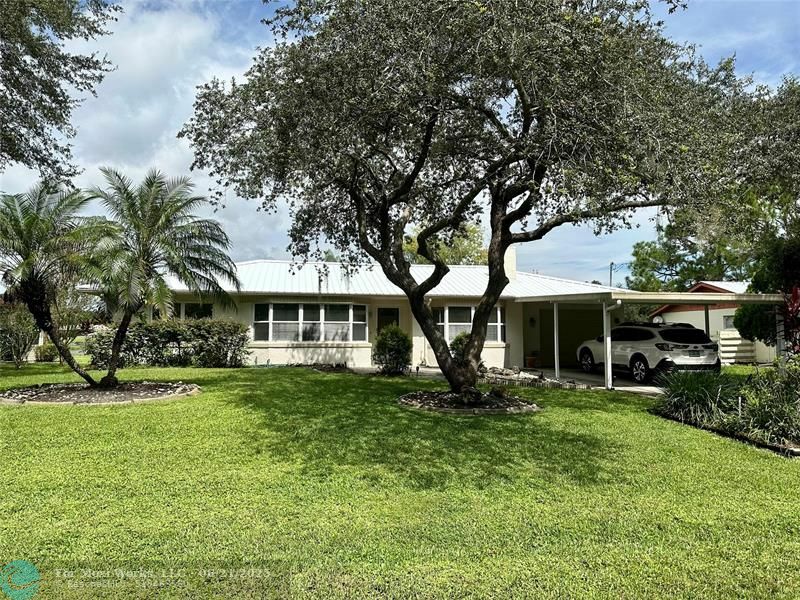 Property Photo: 3051 Waterway Drive FL 33852