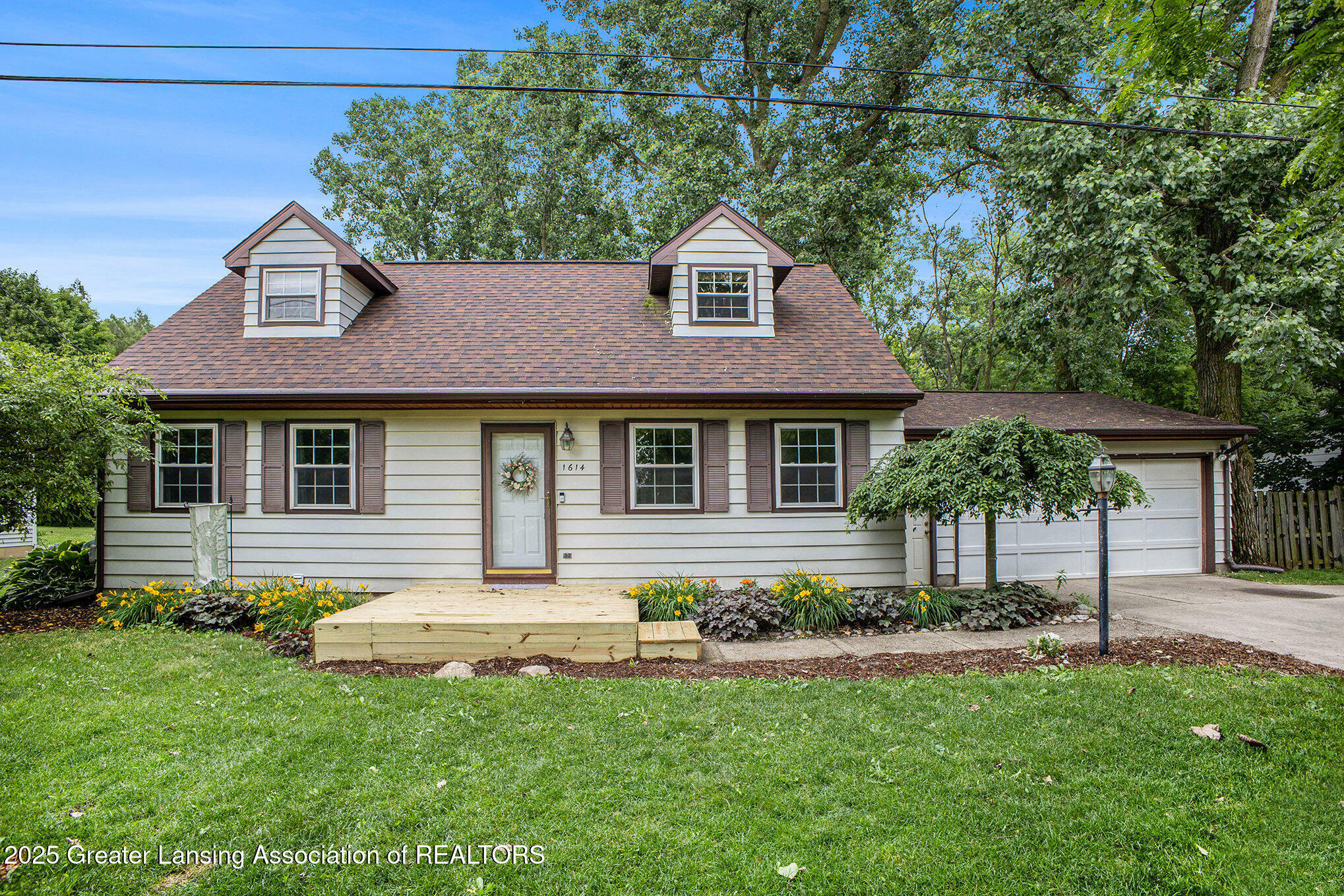 Property Photo: 1614 N Eifert Road MI 48842