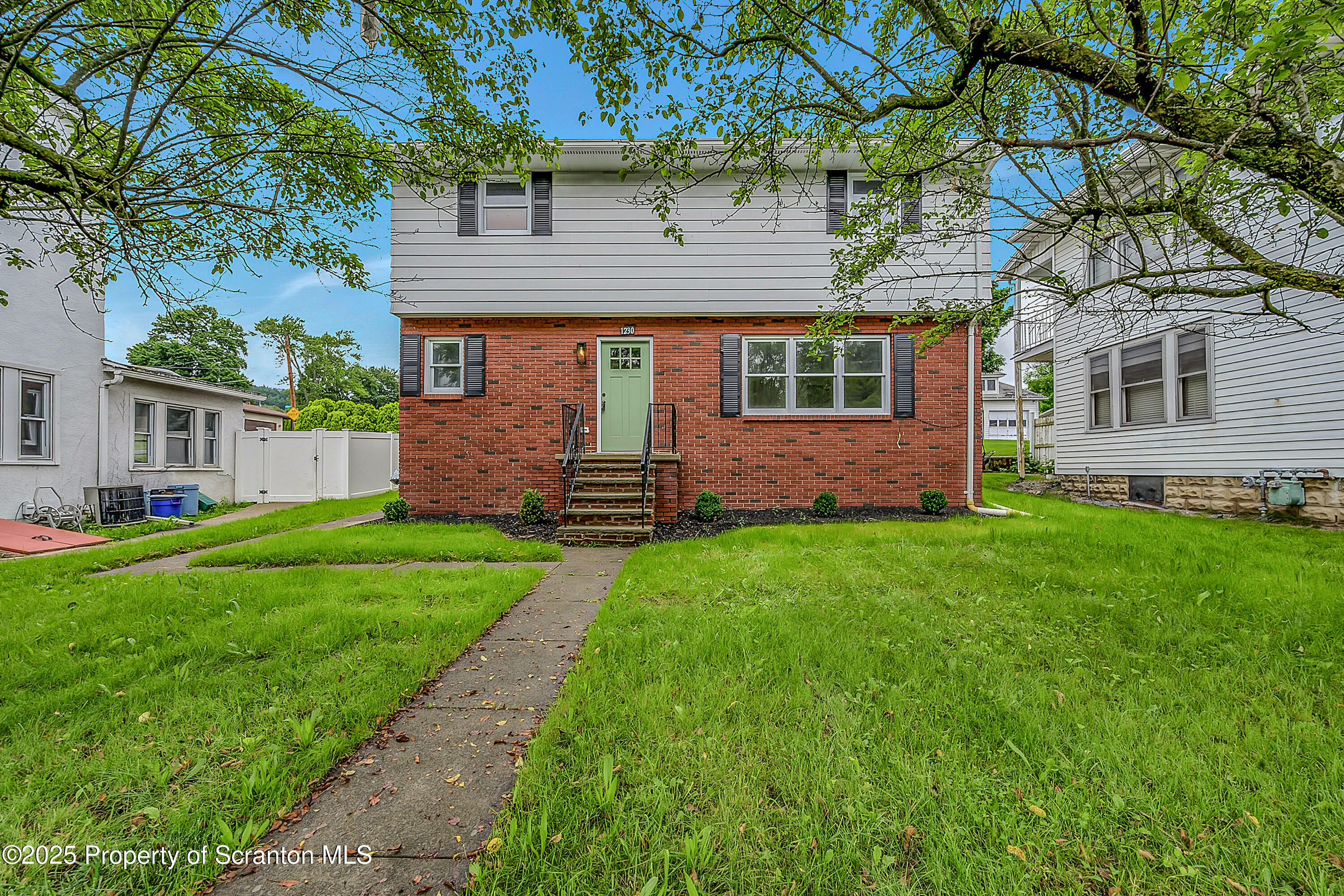 Property Photo: 1230 Main Street PA 18452