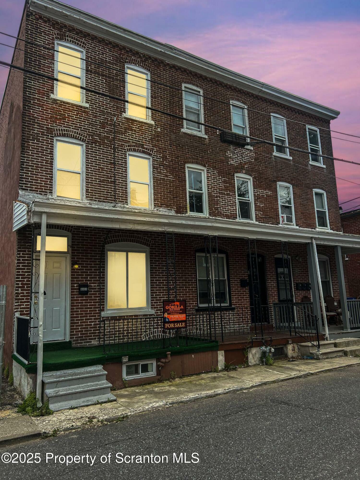 1132 Chestnut St Street  Allentown PA 18109 photo