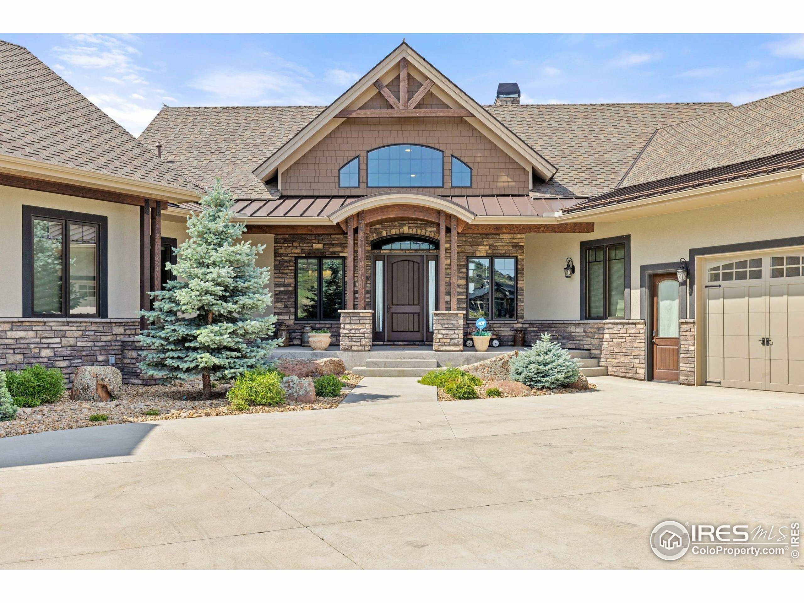 Property Photo: 4033 Backbone Dr CO 80538