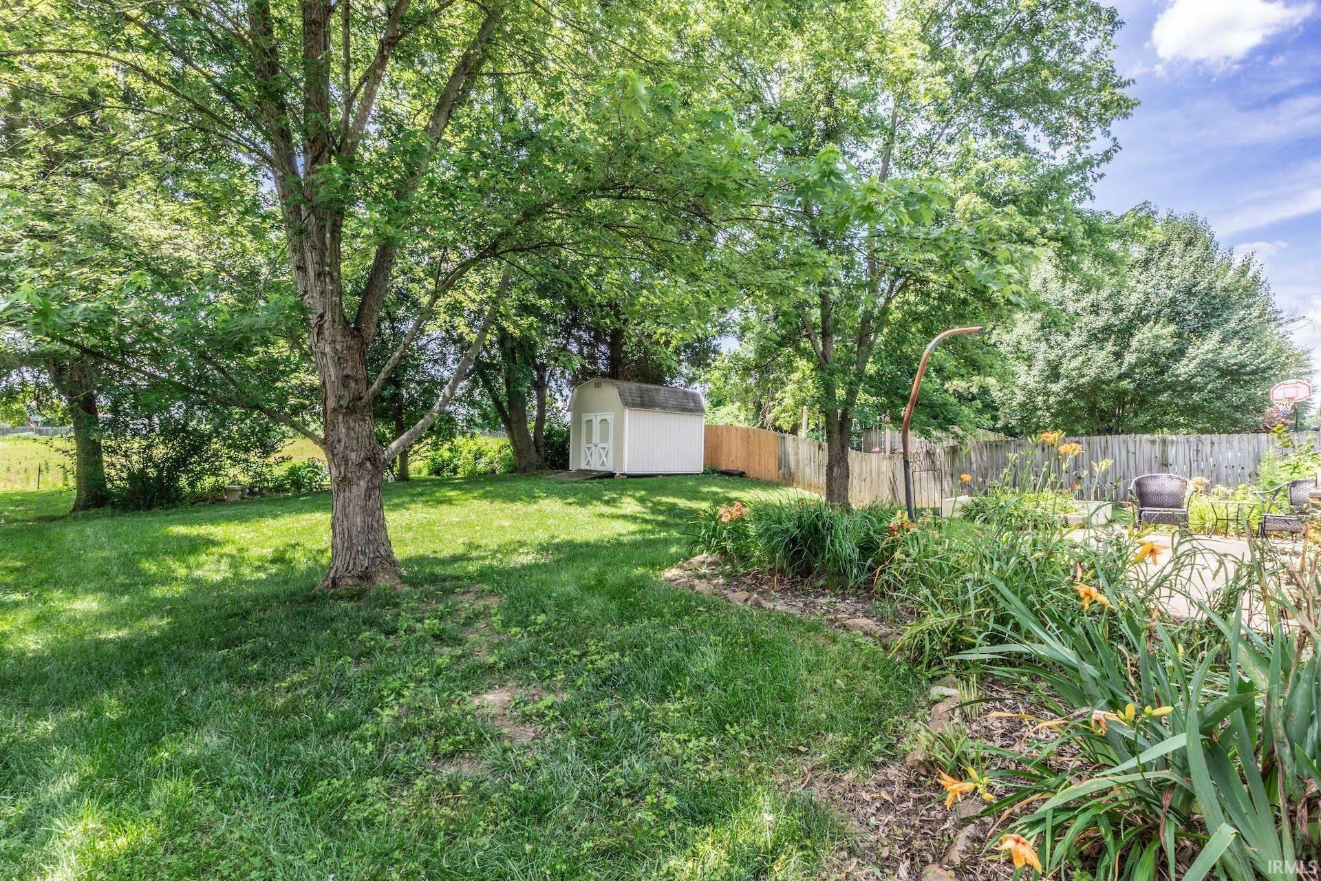 Property Photo:  3041 Ivy Meadow Drive  IN 47711 