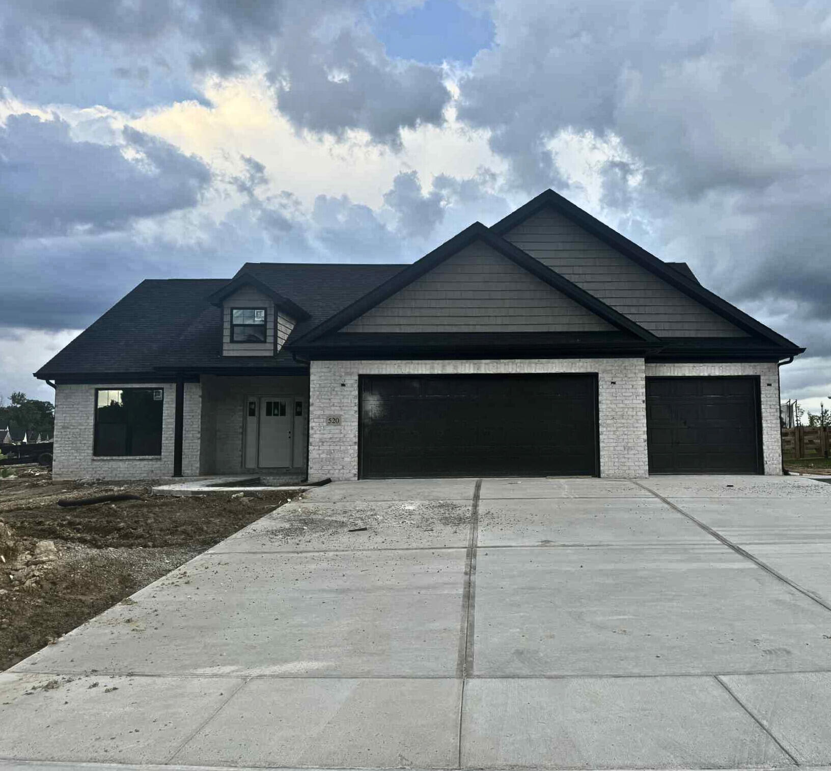 Property Photo: 520 Chickasaw Drive KY 40475