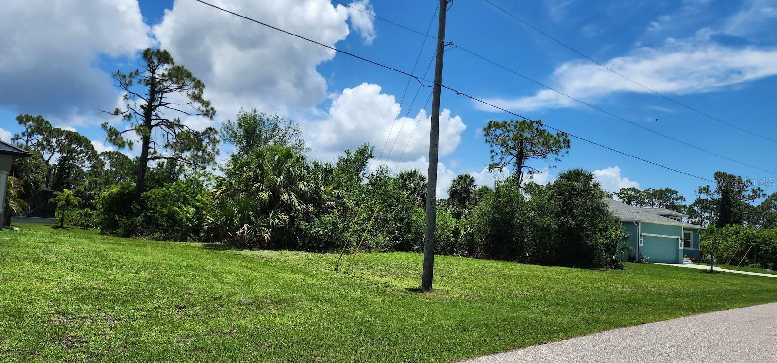 Property Photo:  135 Coca Lane  FL 33947 