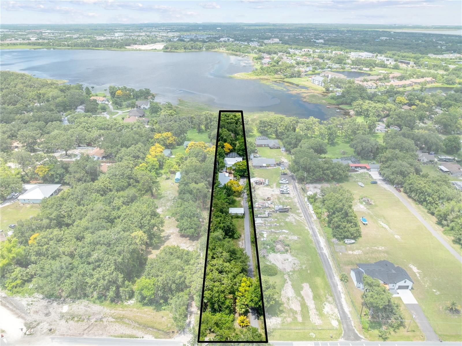 Property Photo:  2571 Ames Haven Road  FL 34744 