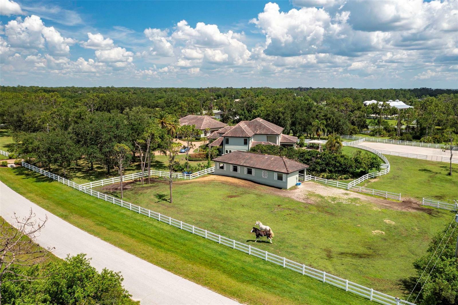 Property Photo:  21210 77th Avenue E  FL 34202 