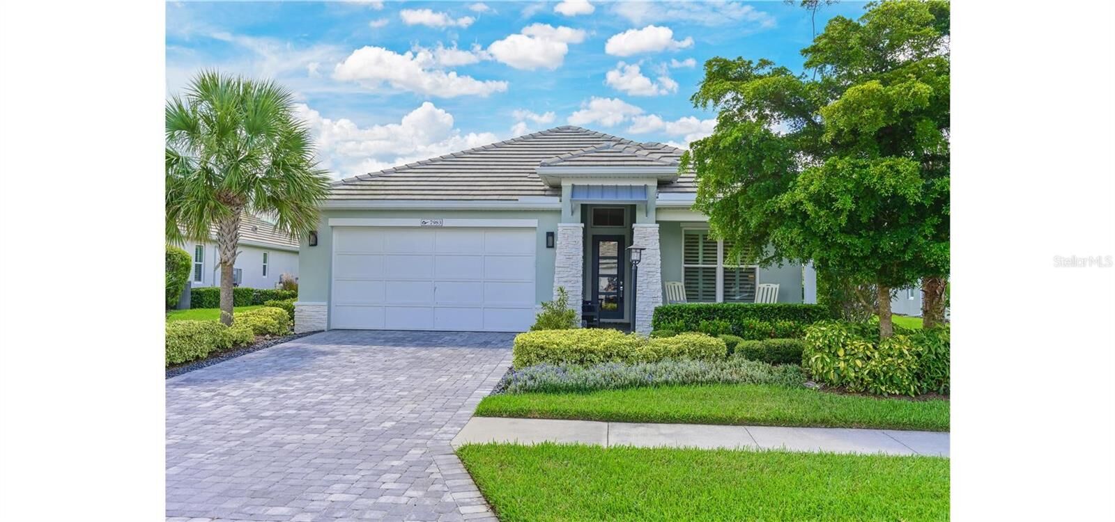 Property Photo:  7983 Sandstar Way  FL 34240 