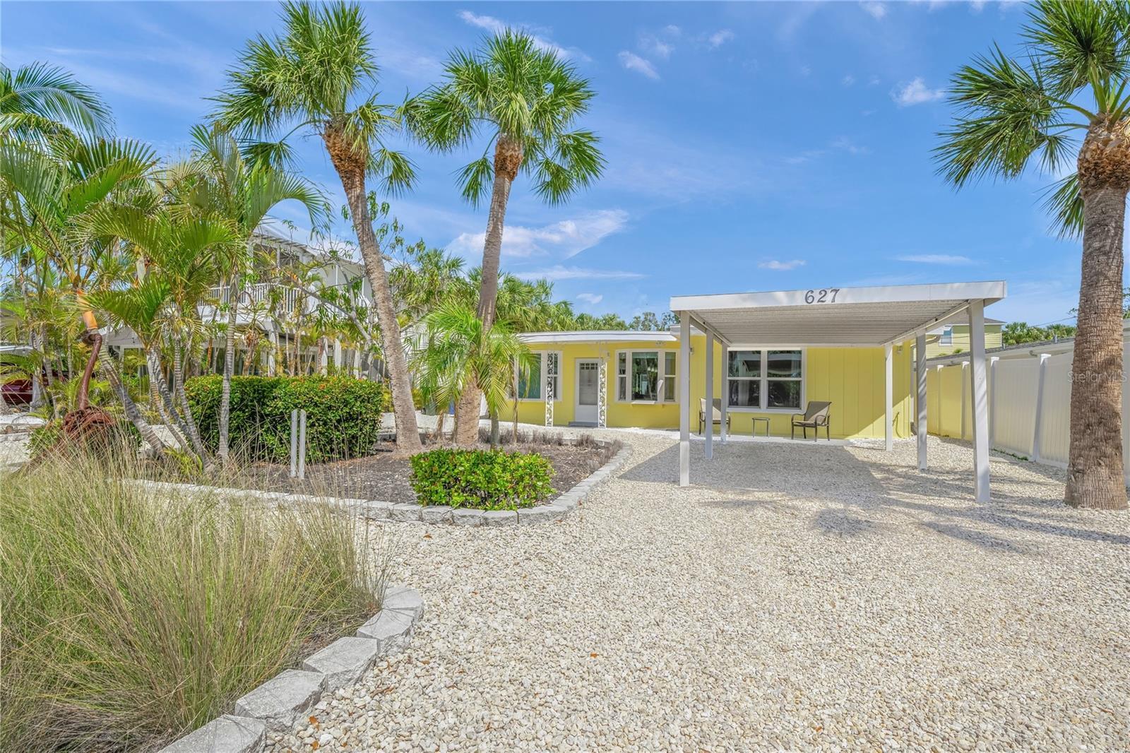 627 Avenida Del Norte  Sarasota FL 34242 photo