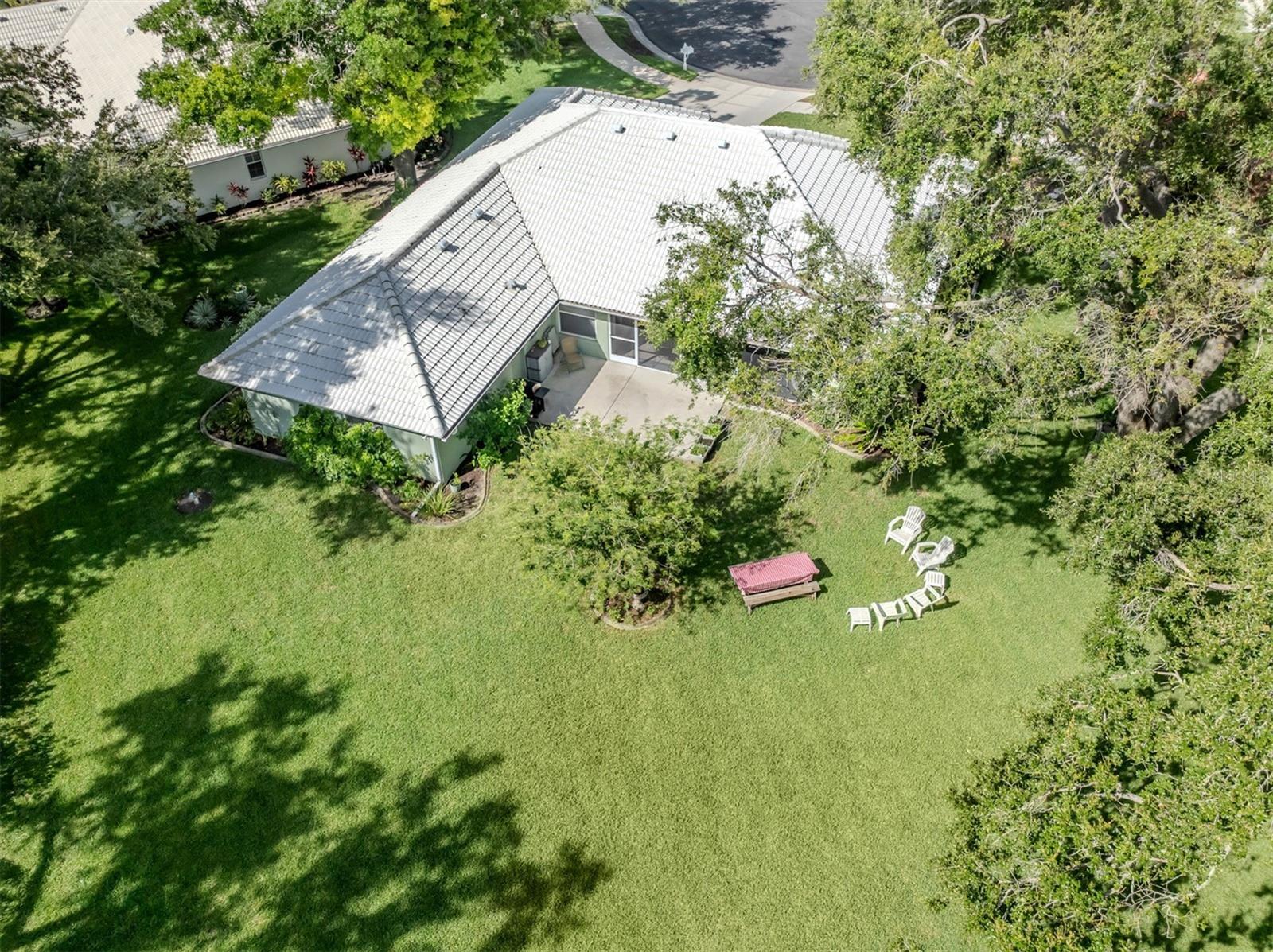 Property Photo:  337 Meadow Beauty Court  FL 34293 