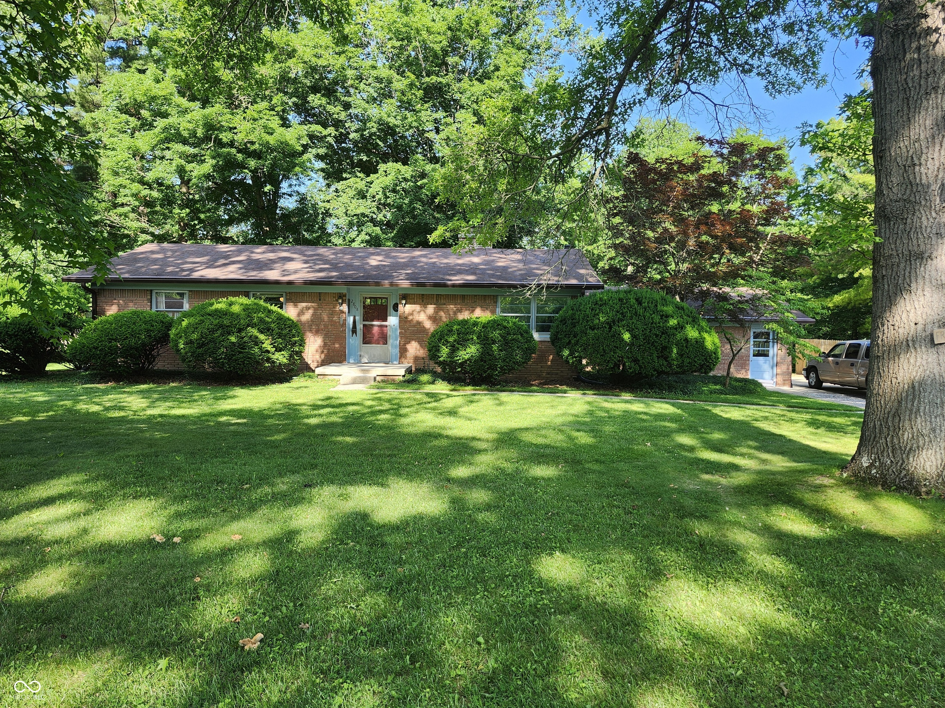 2808 Woodside Drive  Plainfield IN 46168 photo