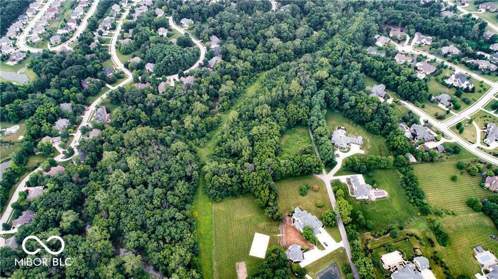 Property Photo: 3933 Willow Brook Lane IN 46077