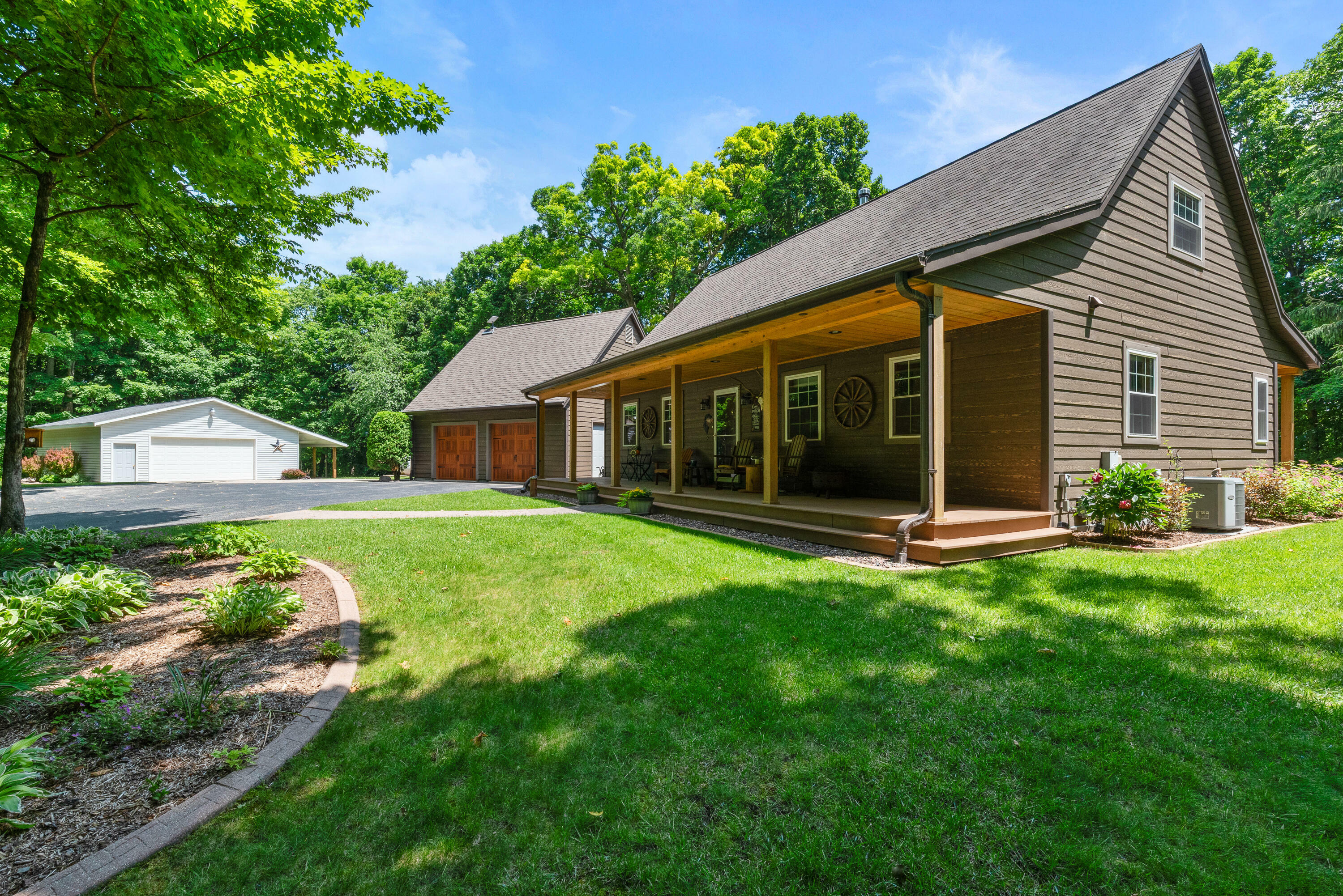 Property Photo:  N420 Wiley Rd  WI 53098 