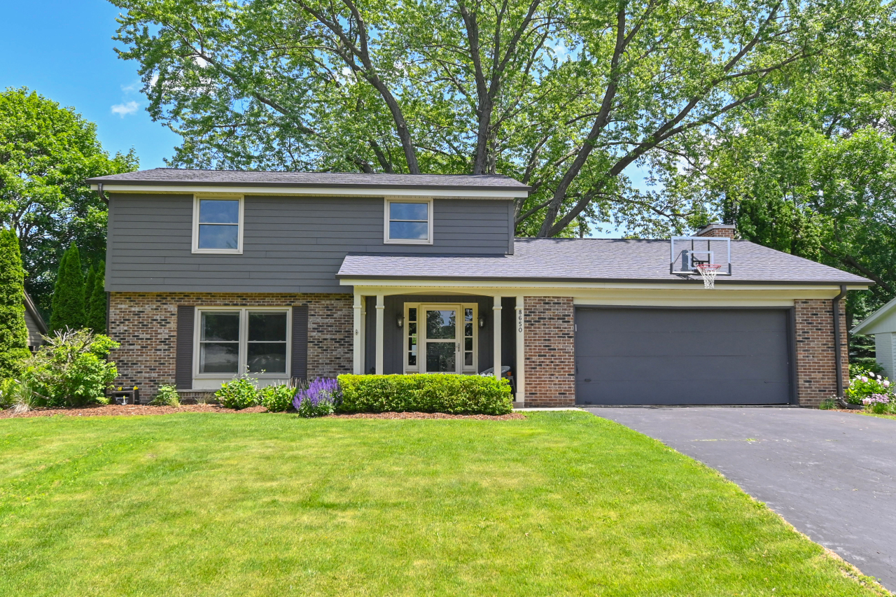 8650 N Pelham Pkwy  Bayside WI 53217 photo