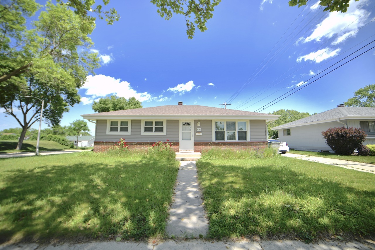 8750 W Hustis St  Milwaukee WI 53224 photo