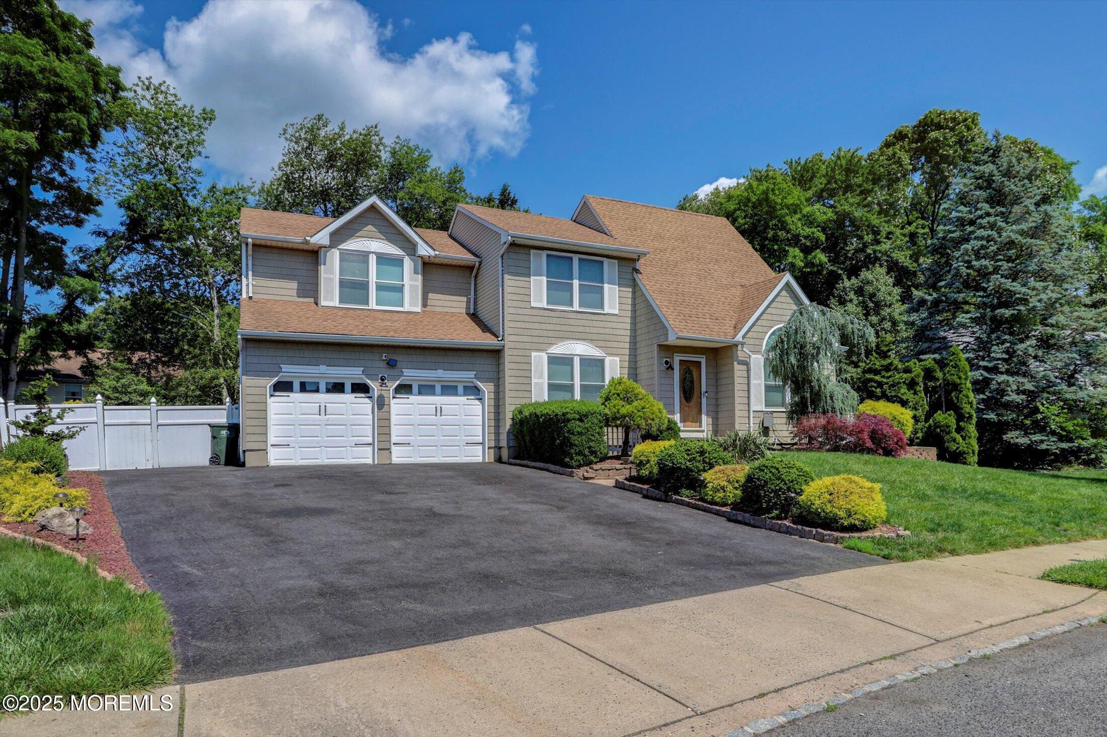 Property Photo:  8 Shadow Ridge Court  NJ 07731 