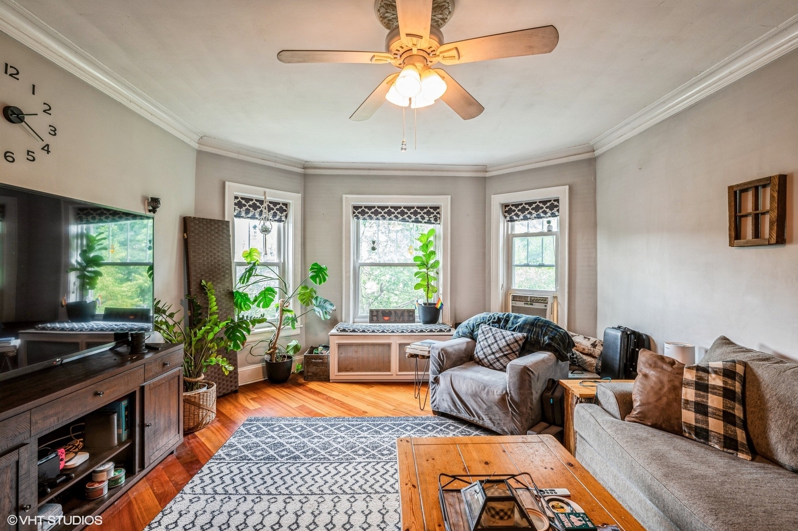 Property Photo:  832 Washington Street 2E  IL 60202 