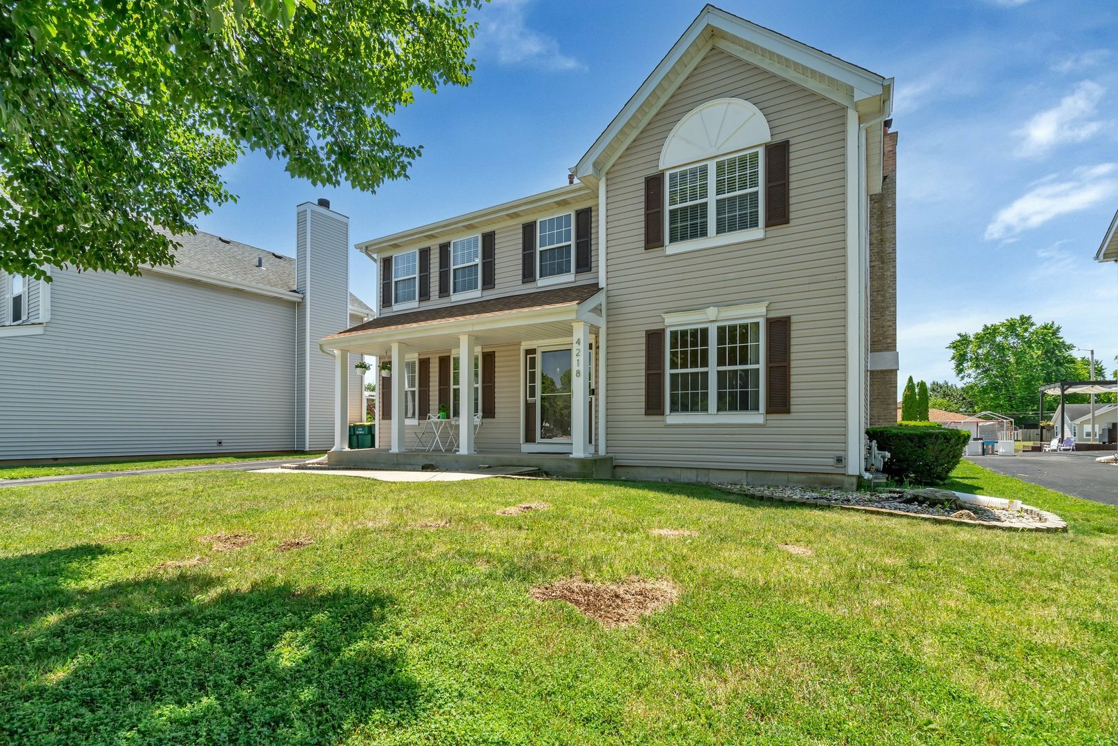 Property Photo: 4218 Glenlo Drive IL 60586