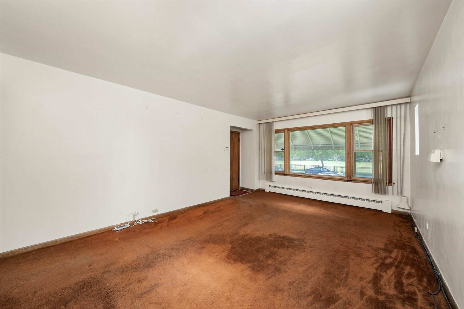 Property Photo: 5062 W Adams Street IL 60644