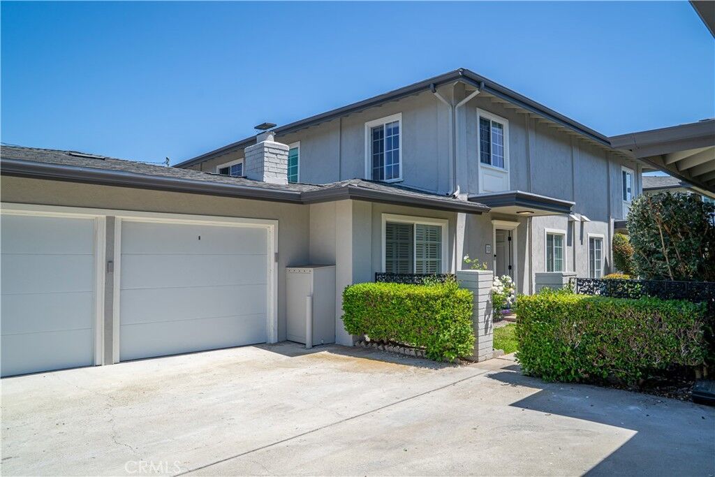 Property Photo:  1845 Anaheim Avenue 7D  CA 92627 