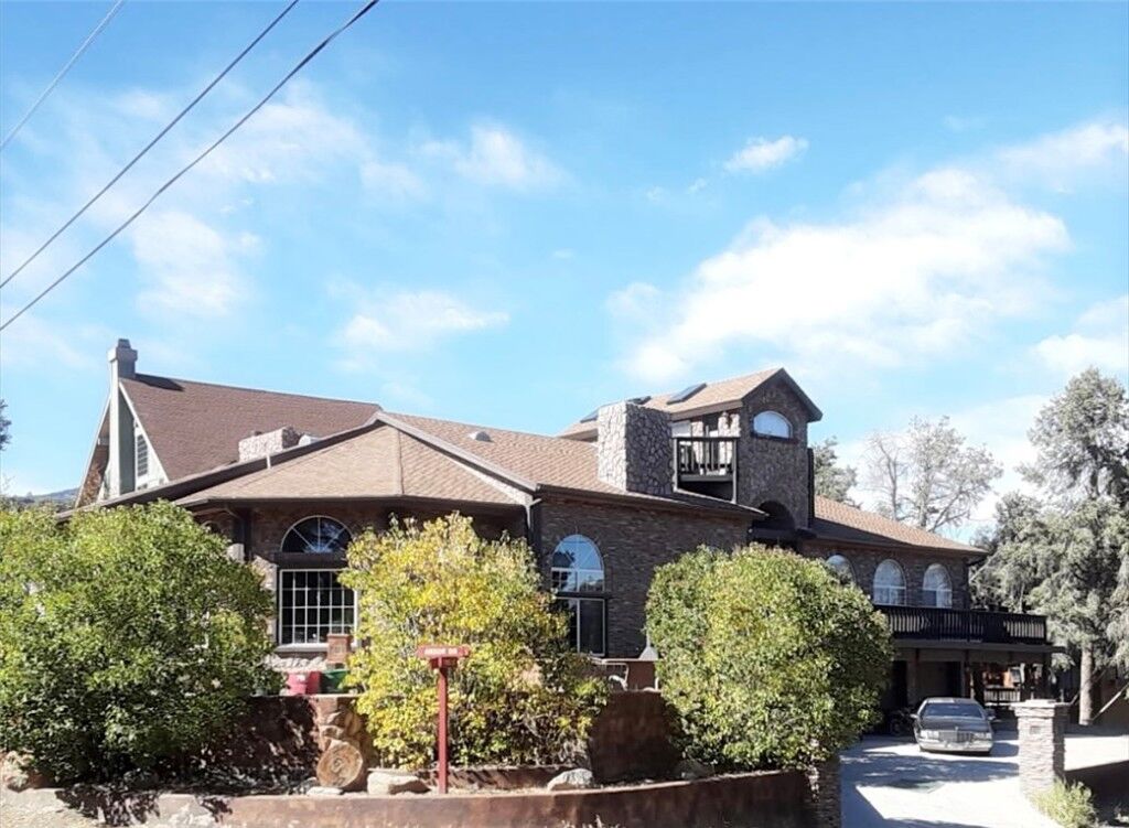 Property Photo: 2617 Arbor Drive CA 93225